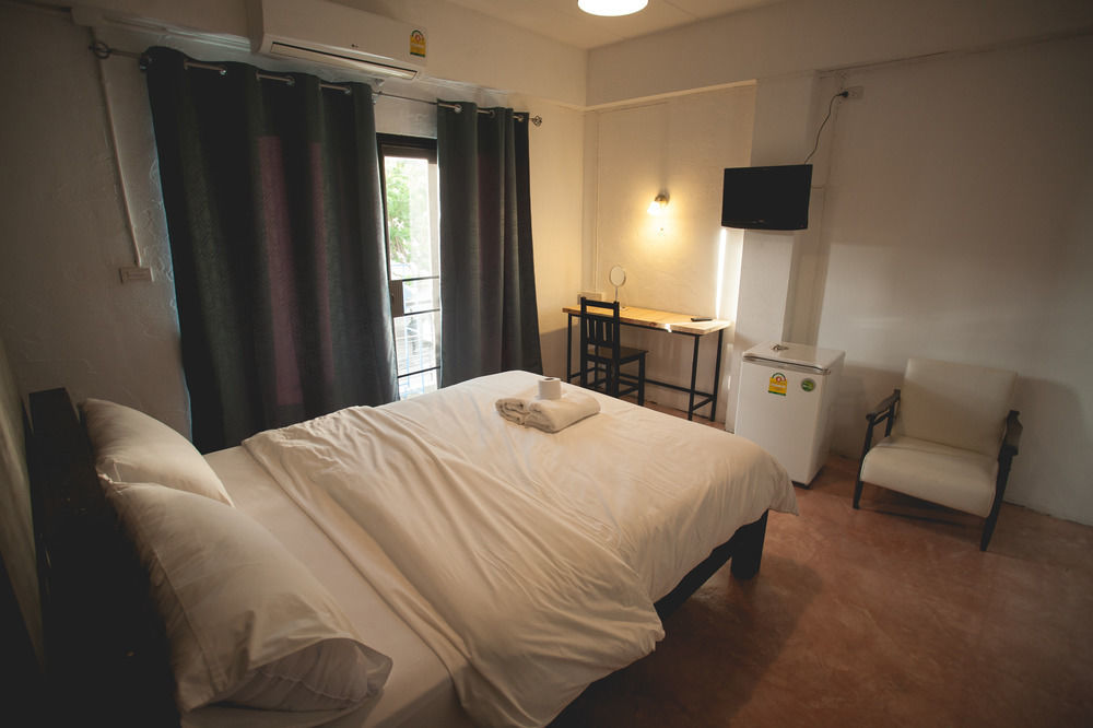 Isleep Guesthouse Chiang Mai Exterior foto